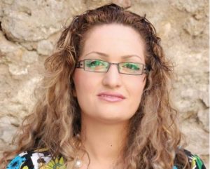 maryam naghash zargaran iran