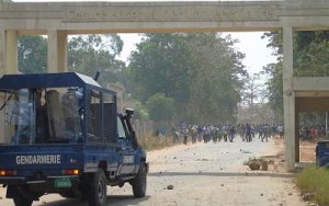 arrestation etudiants
