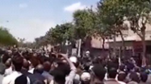 Farmers held protest gathering against non payment