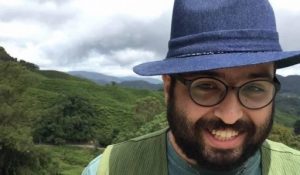 satiriste Keyomars Marzban iran