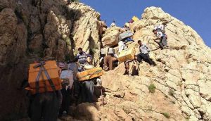 porteurs contrebande iran