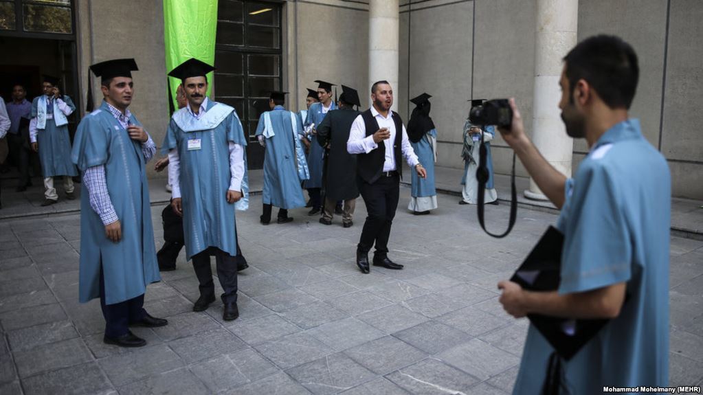 chômage diplomés doctorat iran