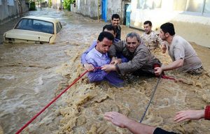peuple seul face inondations iran