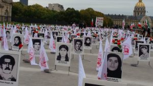 exposition invalides paris massacre1988 1