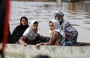 navette en bateau école iran