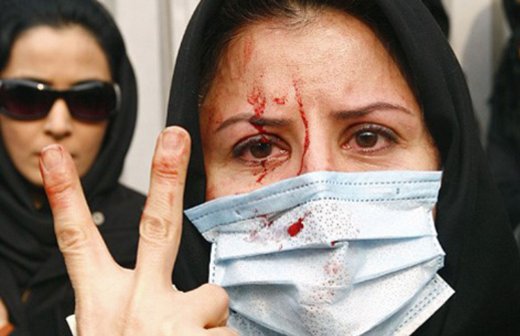 role des femmes dans manifestations iran