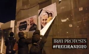 peuple brûle affiches soleimani iran