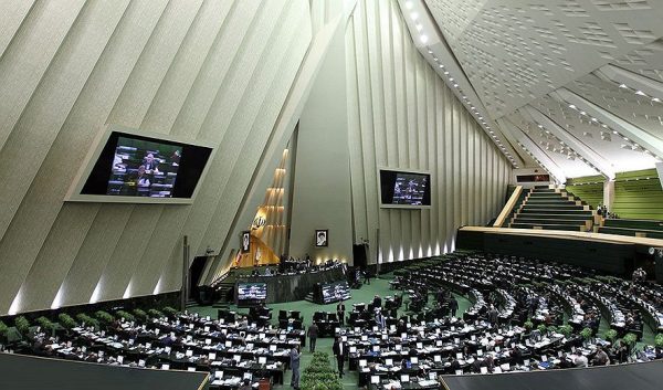 parlement-iranien