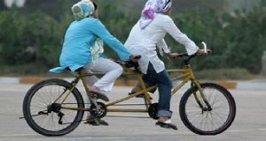 femmes-iraniennes-velo-iran-csdhi