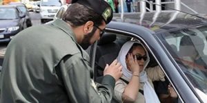 hijab-obligatoire-iran-csdhi