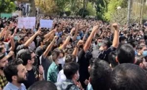 soulèvement national role-des-etudiants-iran