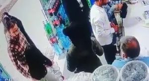 attaque-femme-sans hijab-iran-csdhi