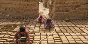 avenir-sombre-des-enfants-iraniens csdhi