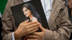 Mahsa-Amini-iran-csdhi