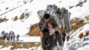 porteurs-en-iran-csdhi